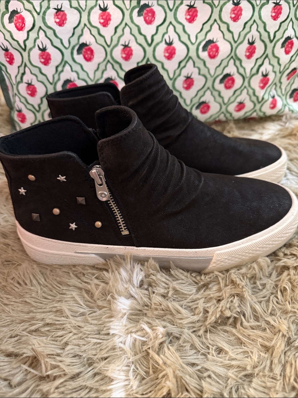 Women’s Black Zip-Accent Ankle Bootie with Stud Detailing